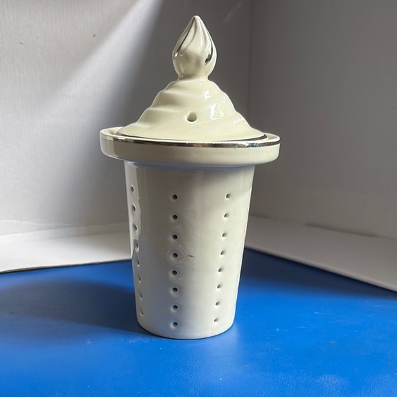 Vintage Teapot Infuser Insert and Lid - Picture 2 of 4